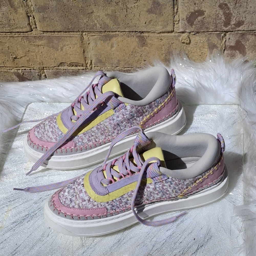 Steve Madden Charly Girl Youth Woven Multi Pastel Lace-Up Sneakers   Kids Size 4 - Picture 8 of 16